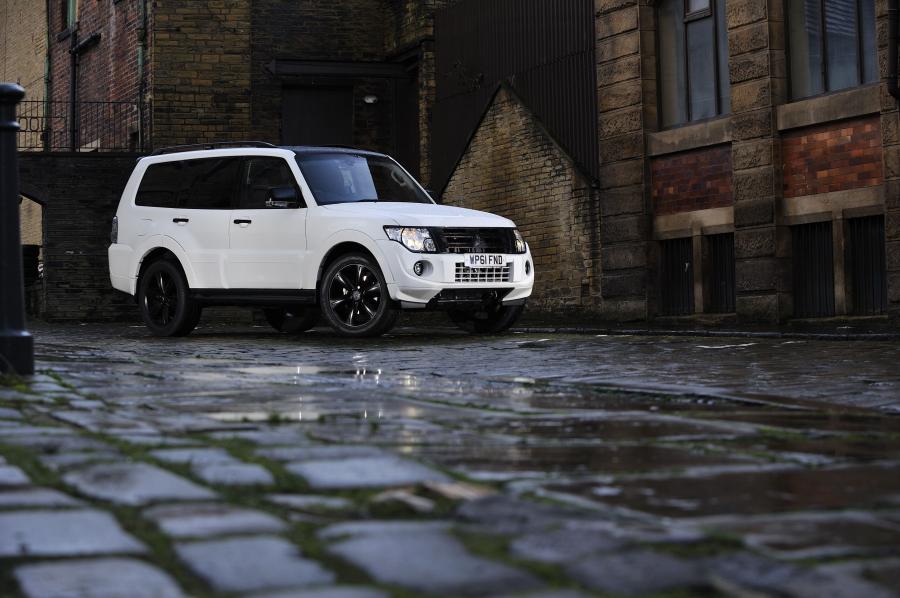  Mitsubishi Shogun Black 2012 года  (UK) (фото 56 из 85)
